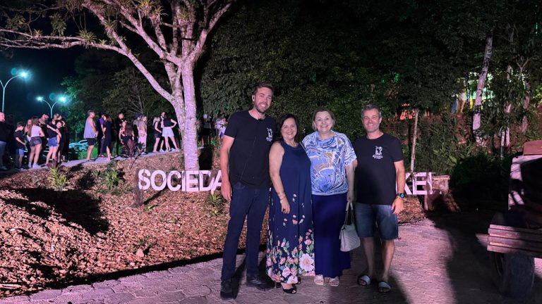 Presidente da Fundação Catarinense de Cultura conhece Pelznickelplatz